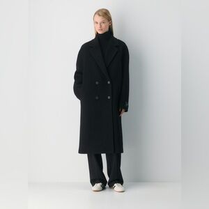 Babaton The Slouch Coat in black
